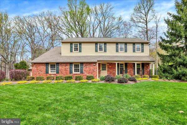 $925,000 | 300 Robin Hood Drive, Yardley, PA 19067