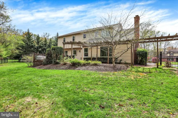 $925,000 | 300 Robin Hood Drive, Yardley, PA 19067