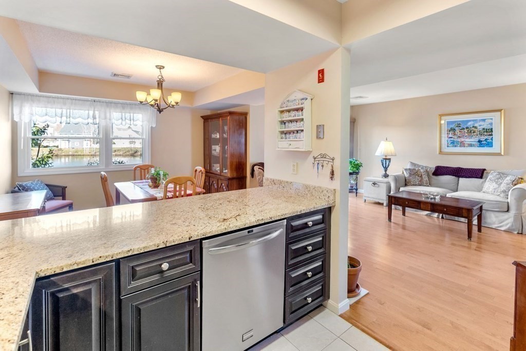 17 Merganser Way, Unit 17 Walpole, MA 02081 - Photo 7 of 26