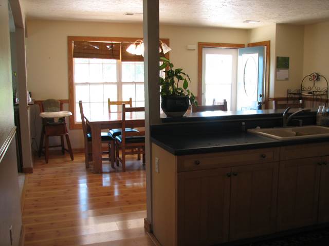 281 Perry Road Greer, SC 29651 - Photo 3 of 17 Gallery Image 3