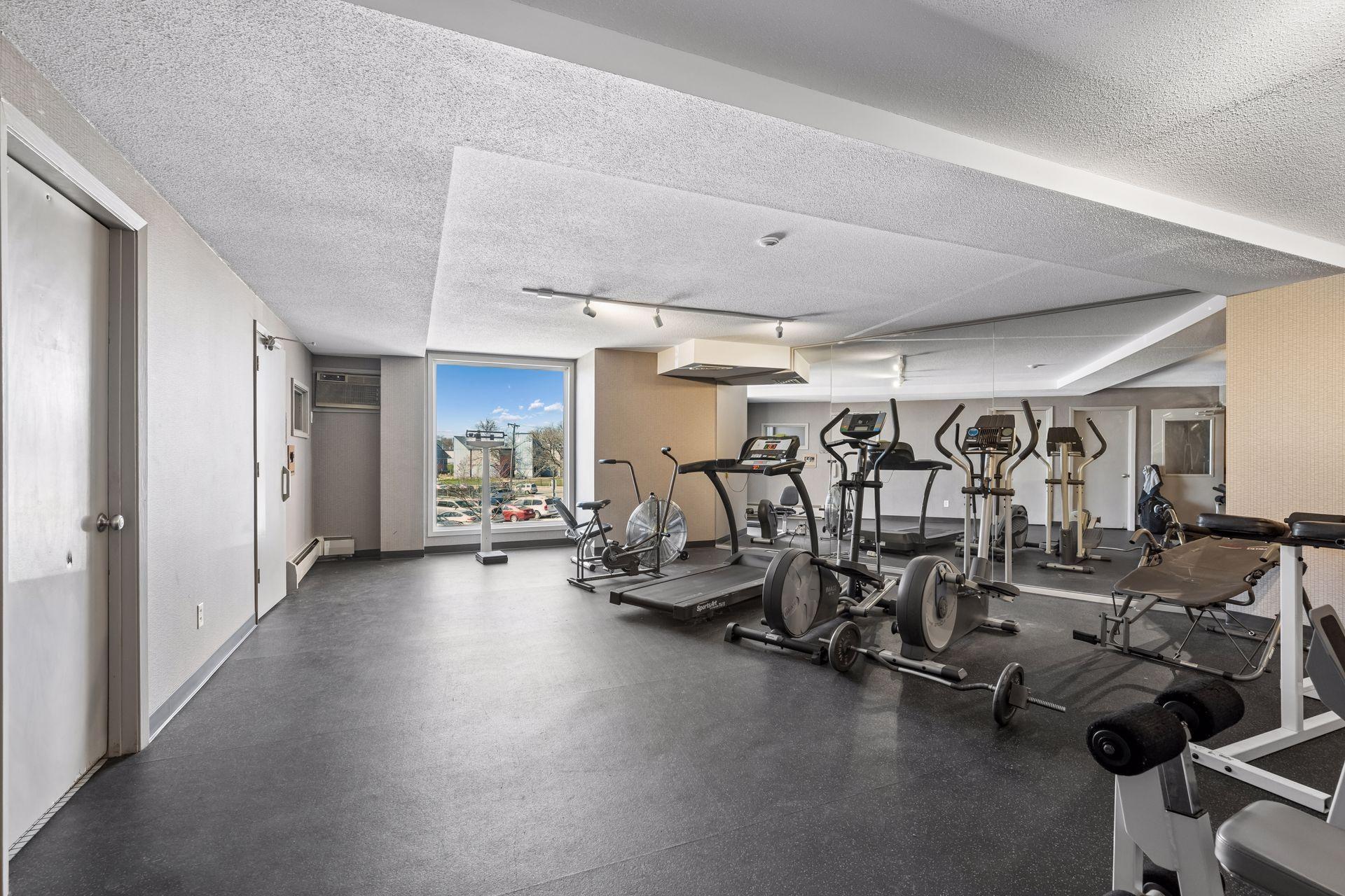 1 West Lake Street, Unit 420 Minneapolis, MN 55408 - Photo 29 of 37