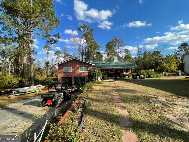 $219,000 | 13 3rd Avenue, Glenwood, GA 30428