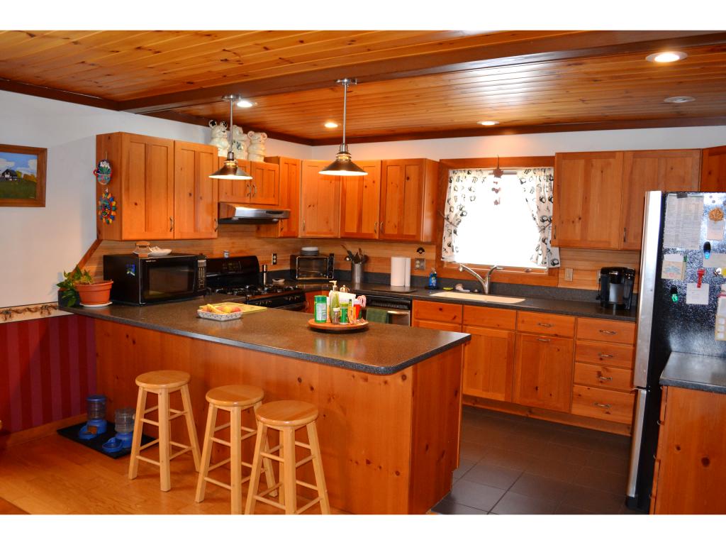 386 Mansfield Road Fayston, VT 05673 - Photo 16 of 31