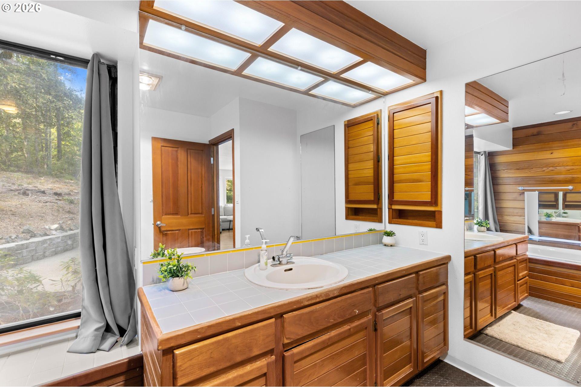 2602 Winona Road Grants Pass, OR 97526 - Photo 46 of 48 Gallery Image 46