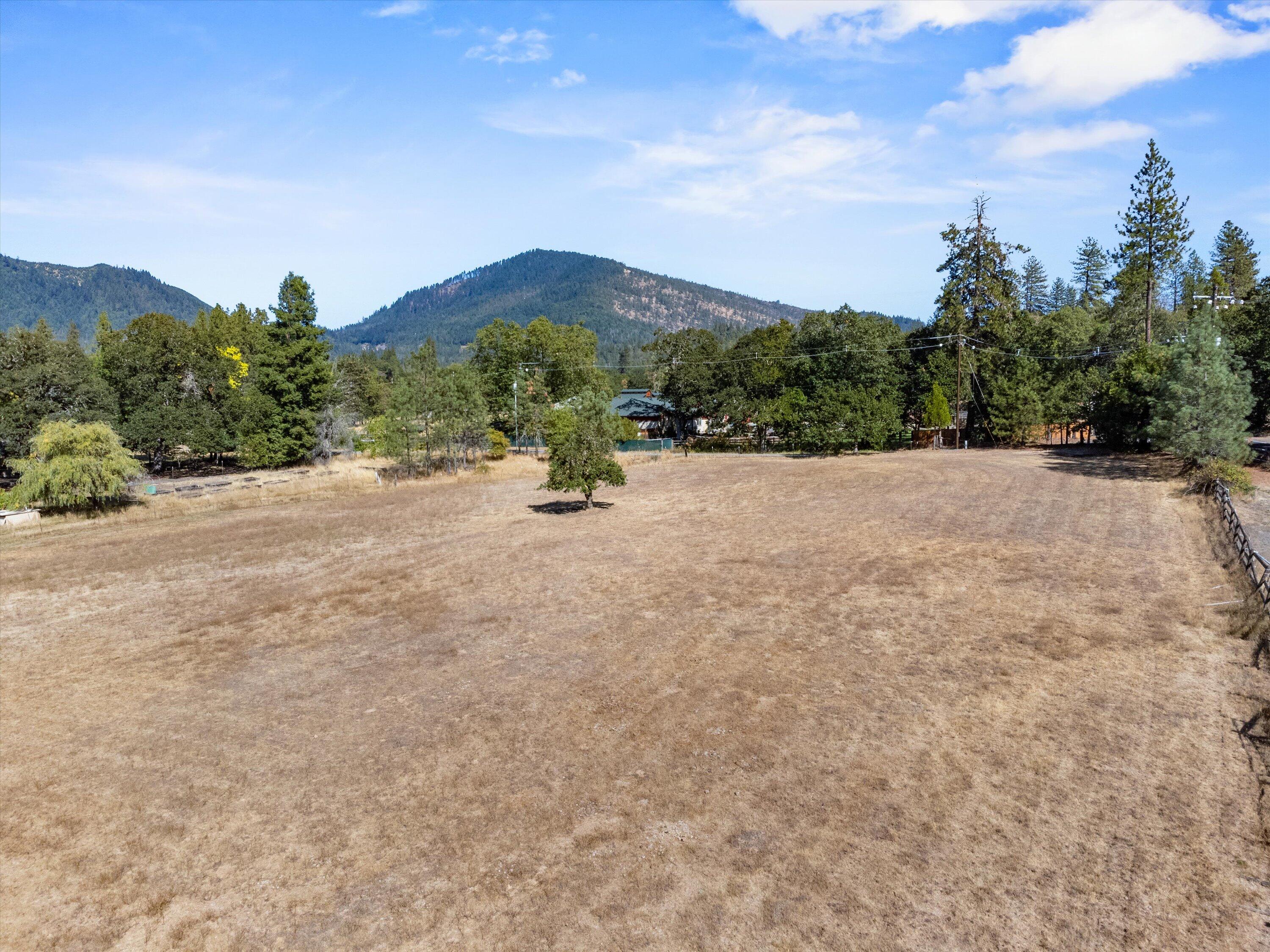 5442 Hugo Road Grants Pass, OR 97526 - Photo 41 of 41 41-5442 Hugo Rd-41