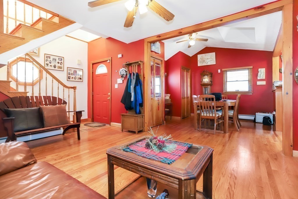 92 Burroughs Road North Reading, MA 01864 - Photo 4 of 18 Gallery Image 4
