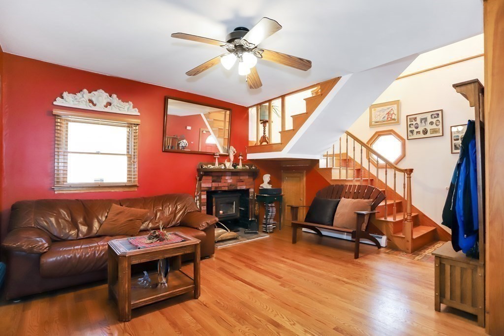 92 Burroughs Road North Reading, MA 01864 - Photo 5 of 18 Gallery Image 5