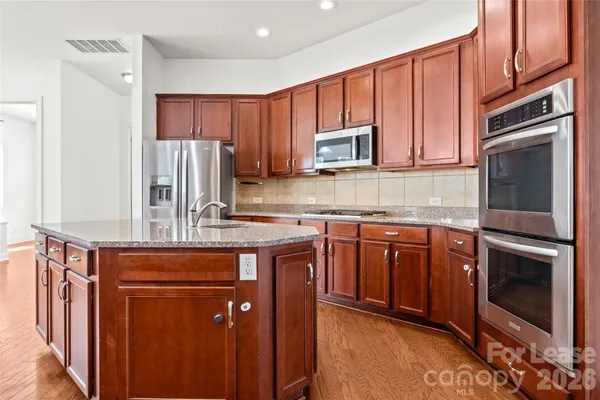 $3,900 | 6919 South Creek Road, Charlotte, NC 28277