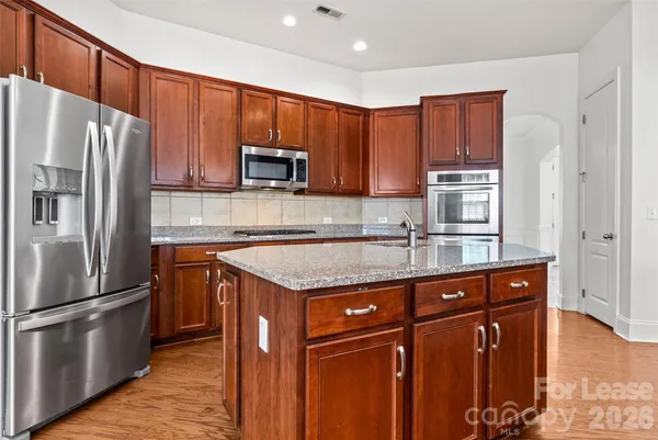 $3,900 | 6919 South Creek Road, Charlotte, NC 28277