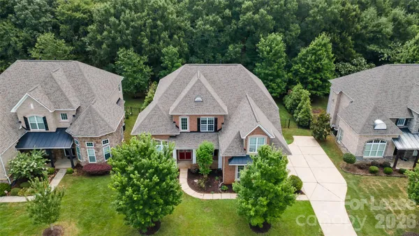 $3,900 | 6919 South Creek Road, Charlotte, NC 28277