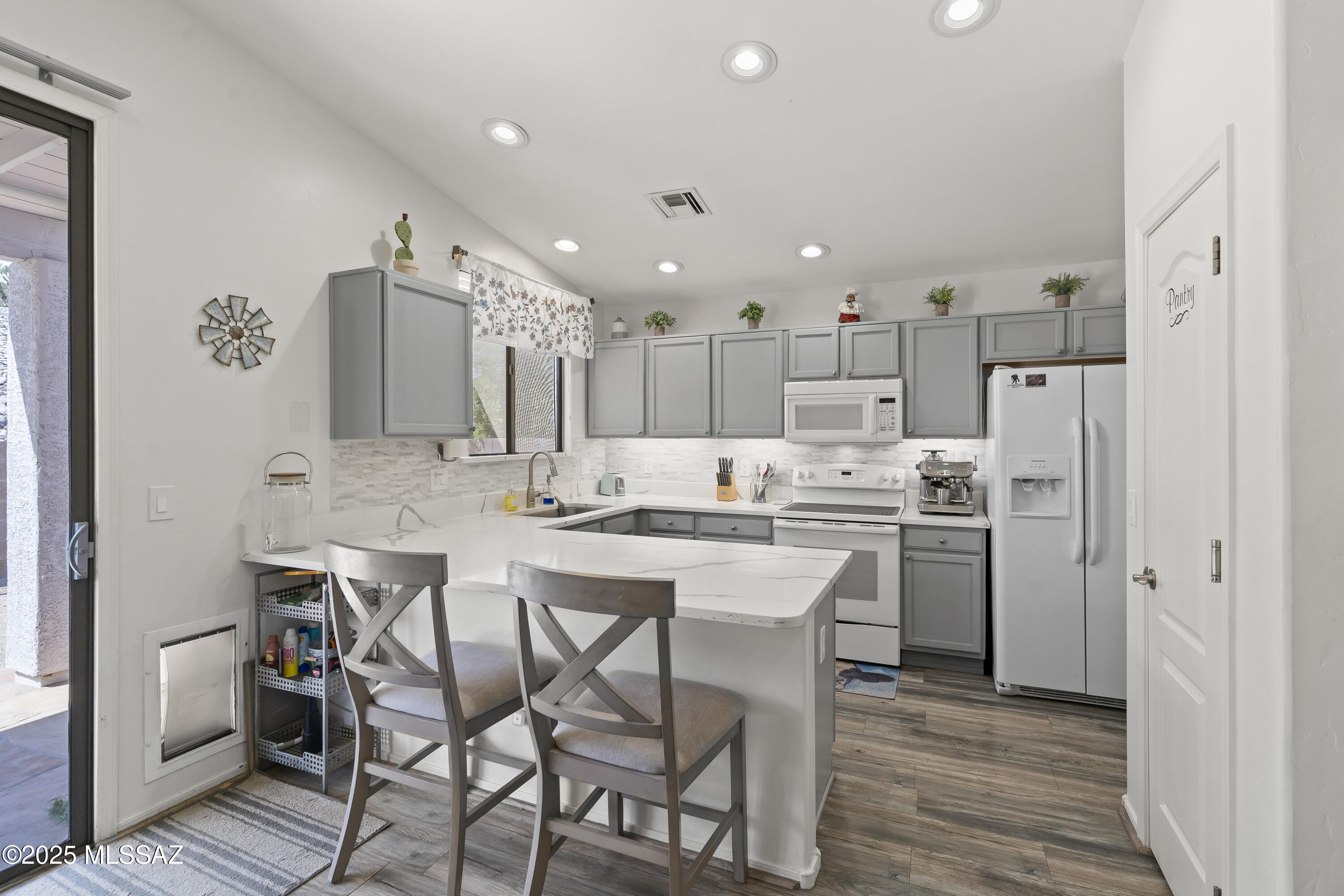 519 West Silvertip Road Tucson, AZ 85737 - Photo 12 of 29