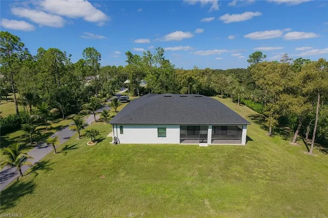 $3,850 | 2330 4th Avenue Southeast, Naples, FL 34117