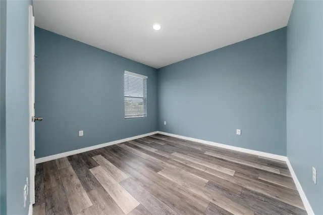 a view of empty room with window