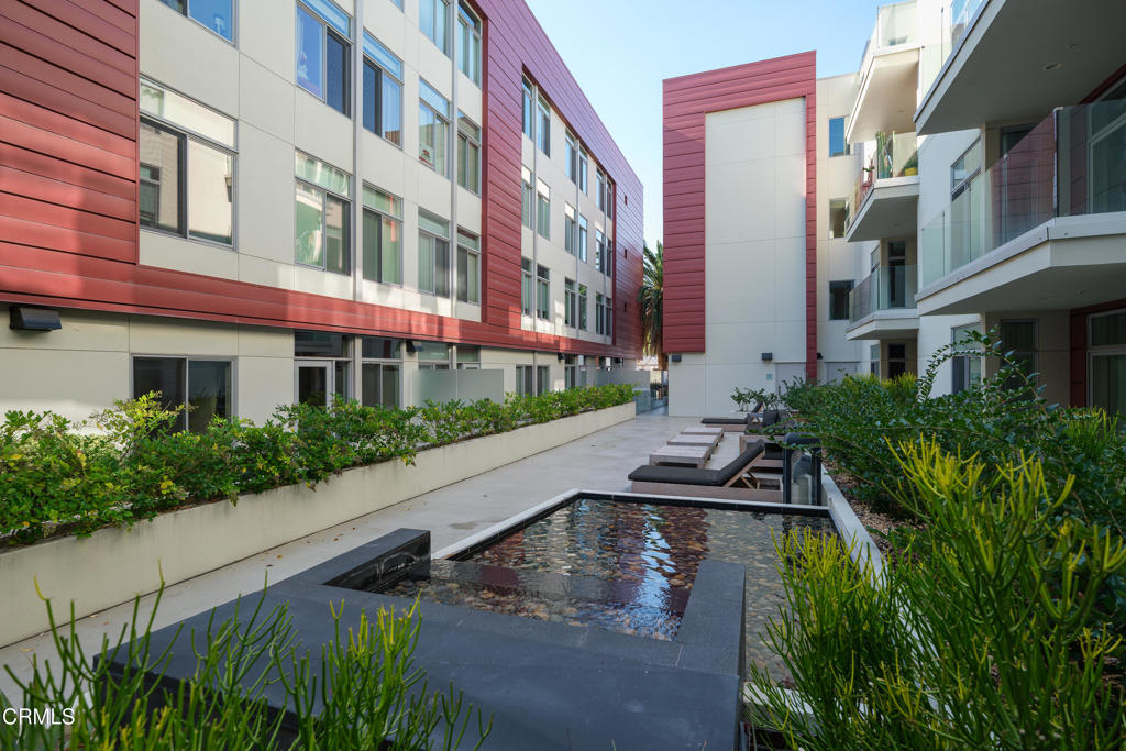 133 South Los Robles Avenue, Unit 501 Pasadena, CA 91101 - Photo 26 of 38 SSR_133SouthLosRobles501_037_FLEXMLS