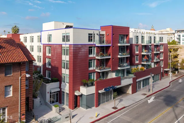$1,099,000 | 133 South Los Robles Avenue, Unit 501, Pasadena, CA 91101