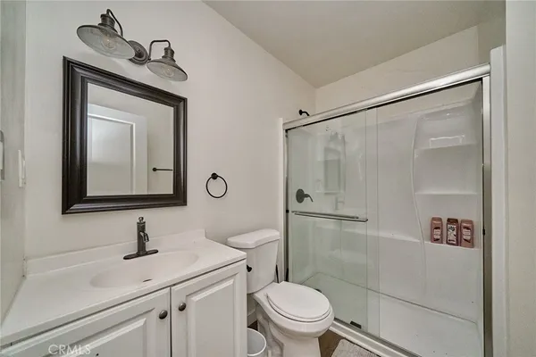 $4,000 | 8734 Ramsgate Avenue, Los Angeles, CA 90045