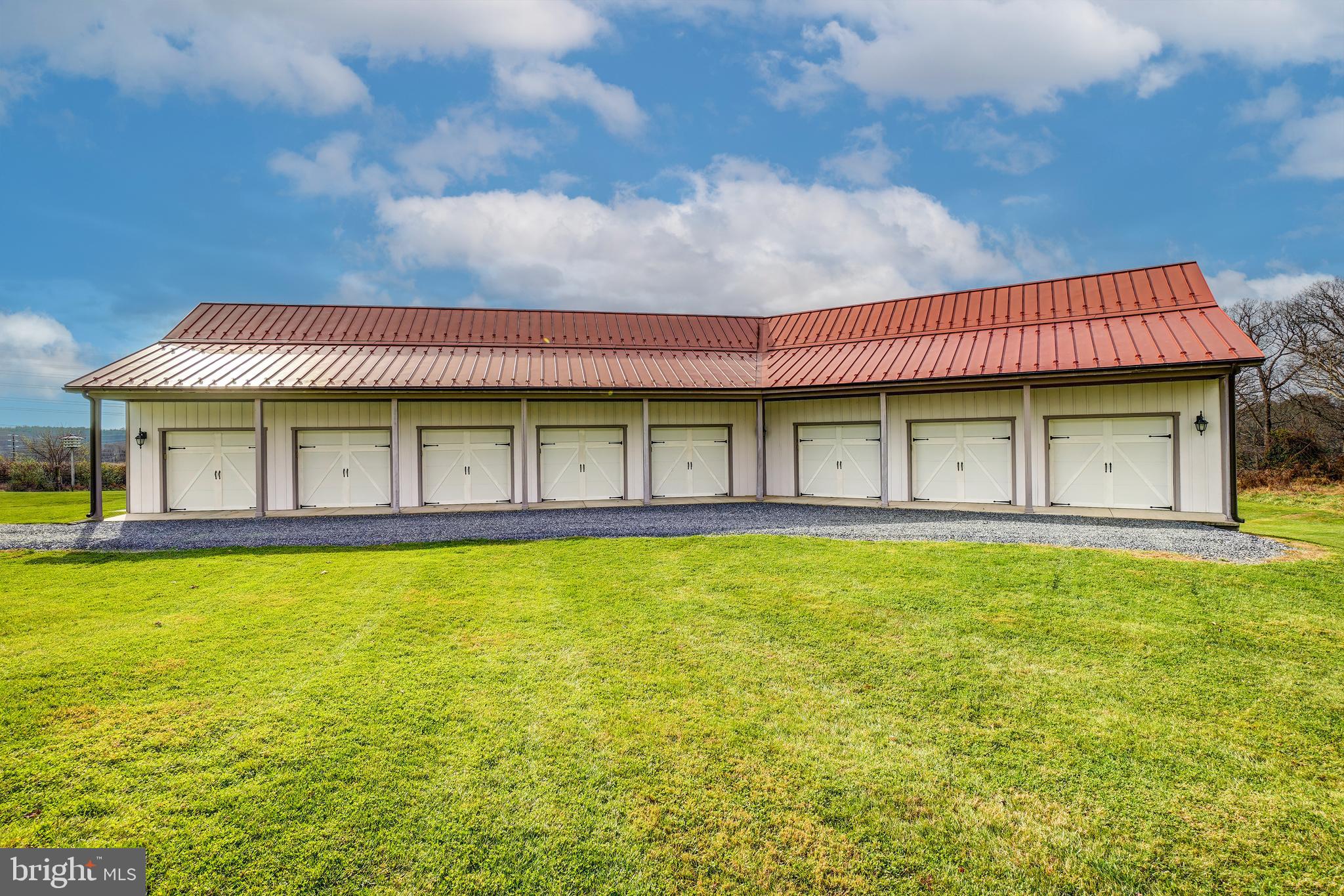 17200 Riffle Ford Road Germantown, MD 20874 - Photo 30 of 97 8 Car Garage