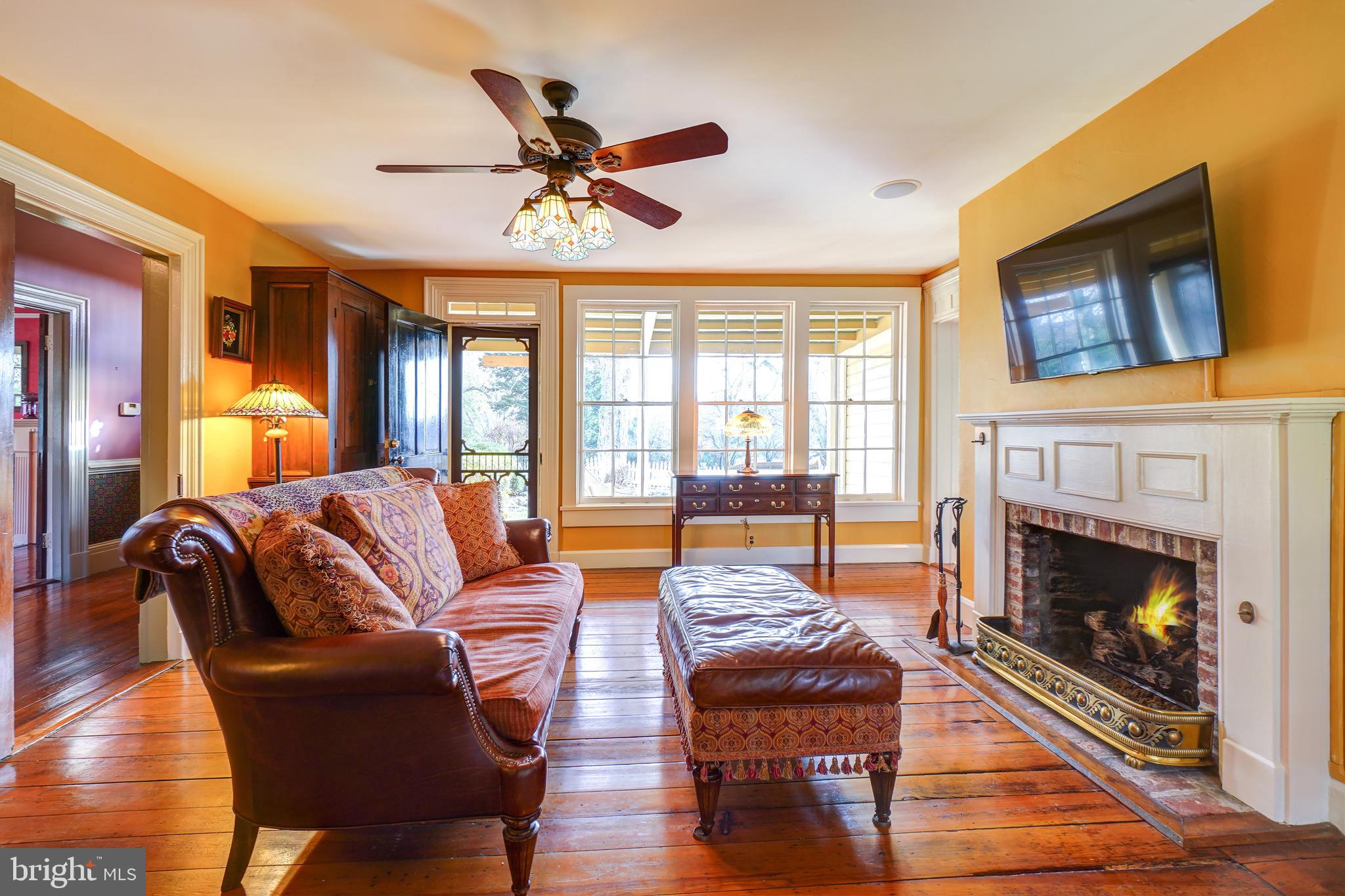 17200 Riffle Ford Road Germantown, MD 20874 - Photo 54 of 97 Family Room