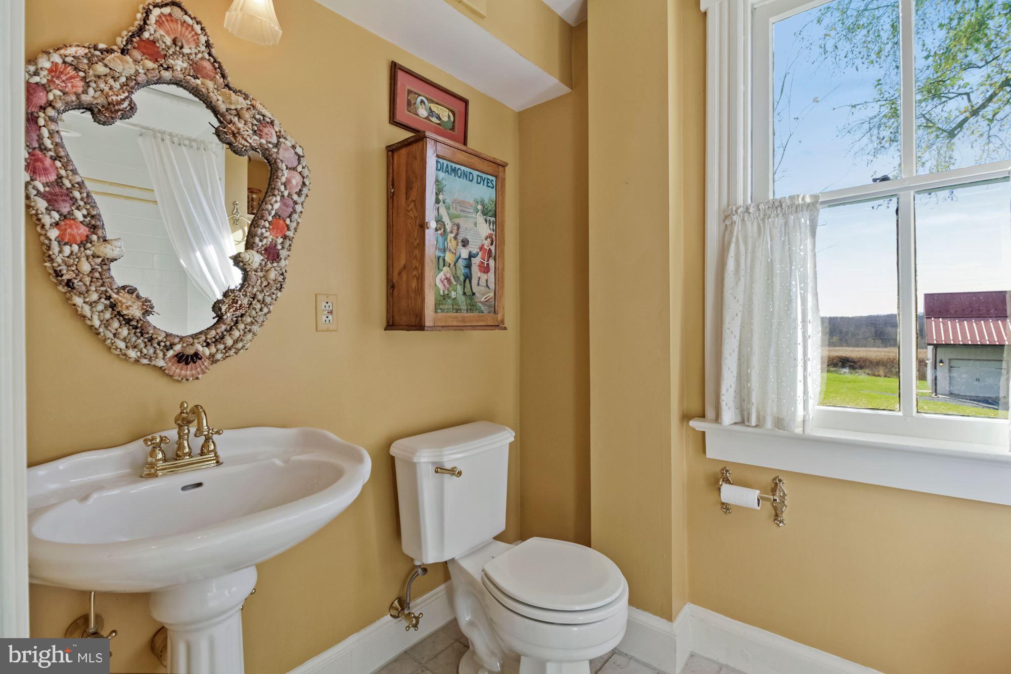 17200 Riffle Ford Road Germantown, MD 20874 - Photo 67 of 97 Main Level Full Bath