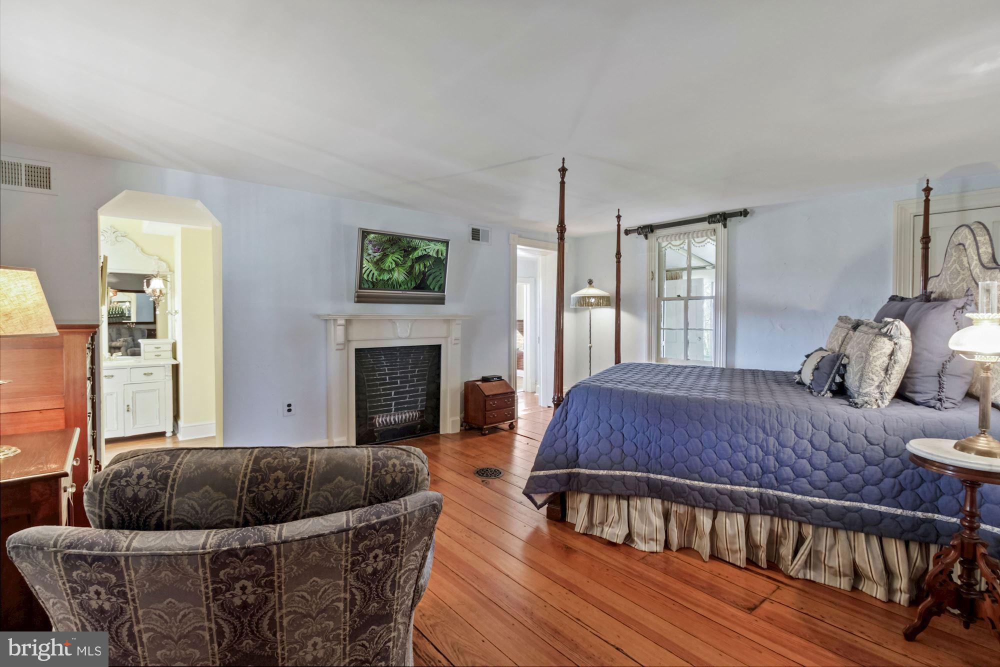 17200 Riffle Ford Road Germantown, MD 20874 - Photo 70 of 97 Primary Bedroom