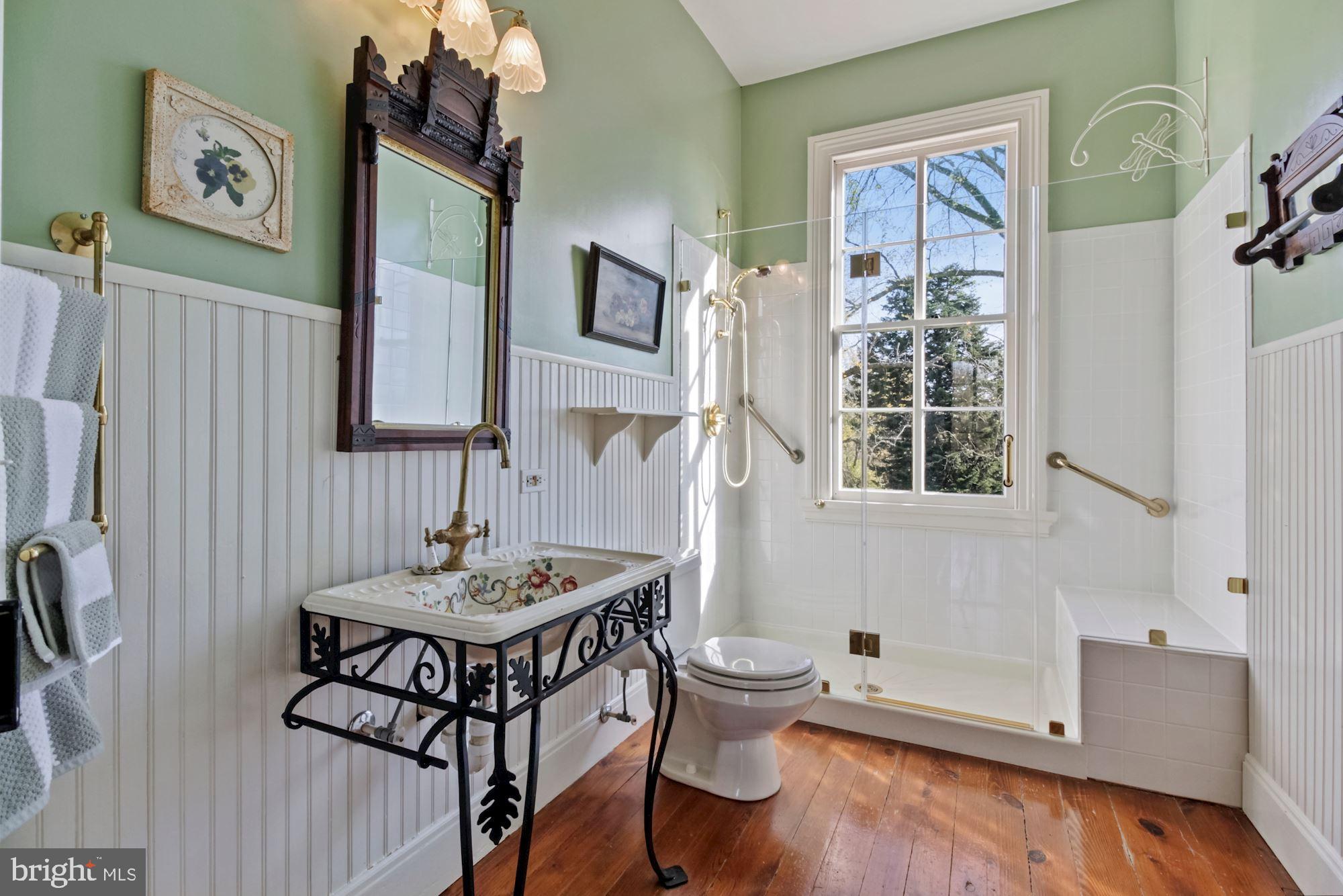 17200 Riffle Ford Road Germantown, MD 20874 - Photo 80 of 97 Upper Level Full Bath