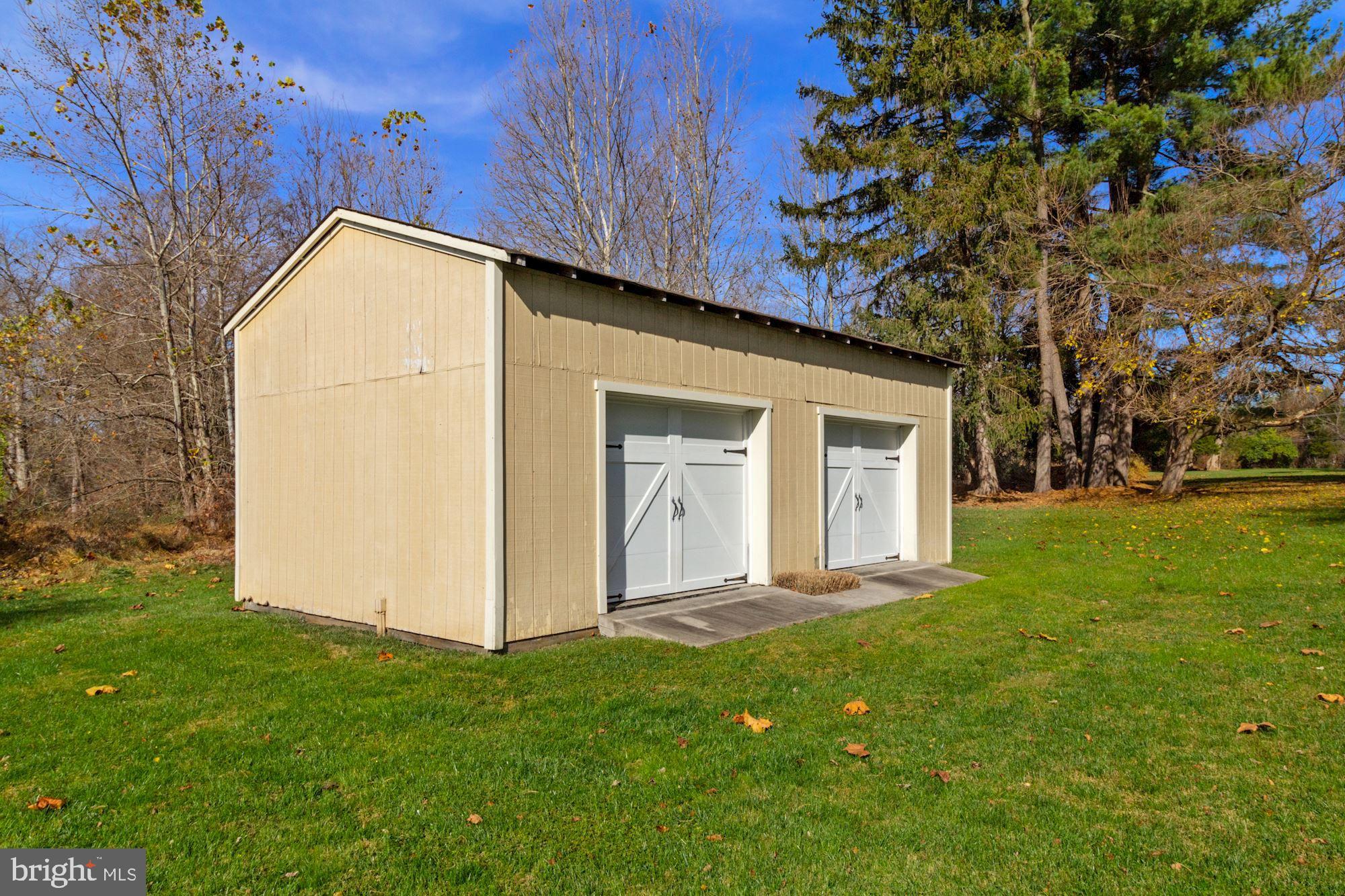 17200 Riffle Ford Road Germantown, MD 20874 - Photo 92 of 97 Exterior Rear Yard and Storage Shed