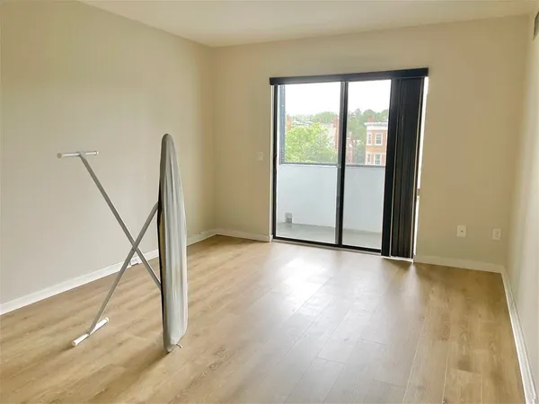$3,050 | 1731 Beacon Street, Unit 420, Brookline, MA 02445