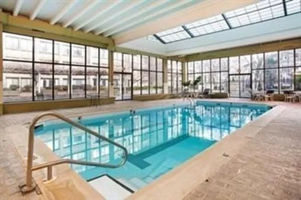 $3,050 | 1731 Beacon Street, Unit 420, Brookline, MA 02445