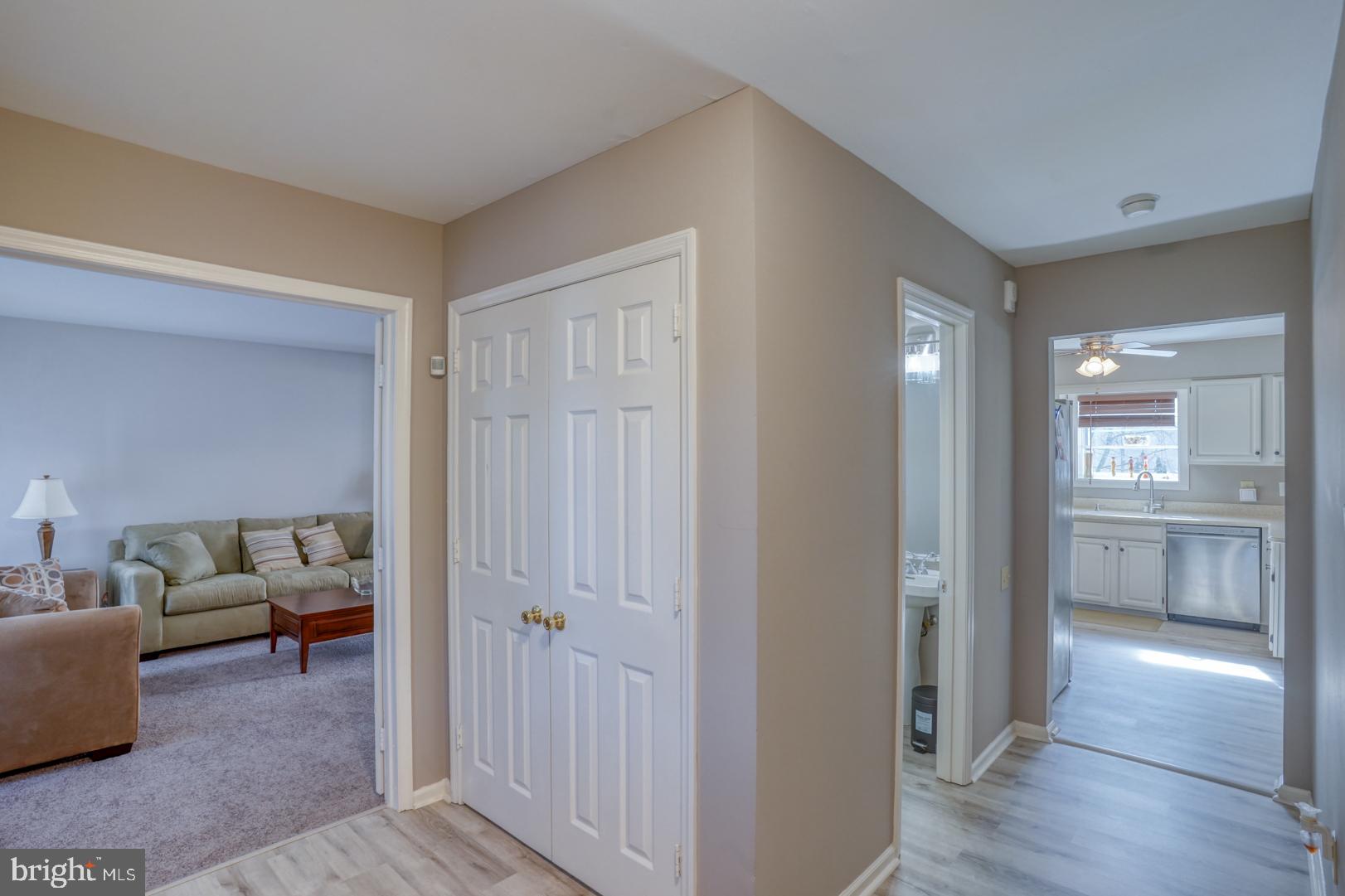 38 Yosemite Drive Bear, DE 19701 - Photo 9 of 55