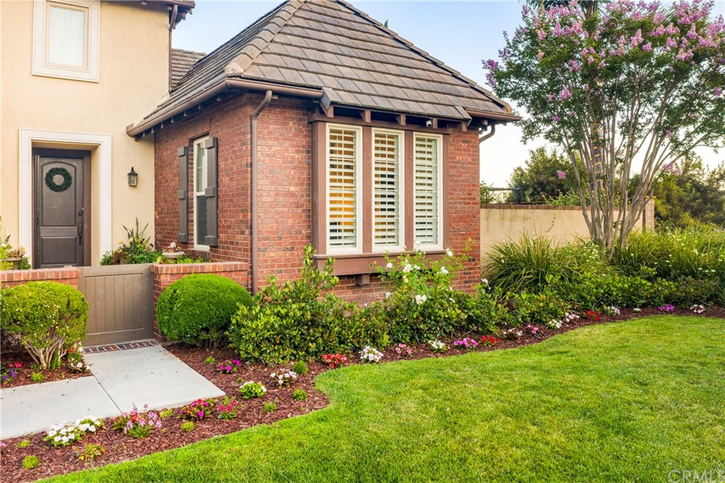 2 Emmy Lane Ladera Ranch, CA 92694 - Photo 5 of 25 a front view of a house with garden