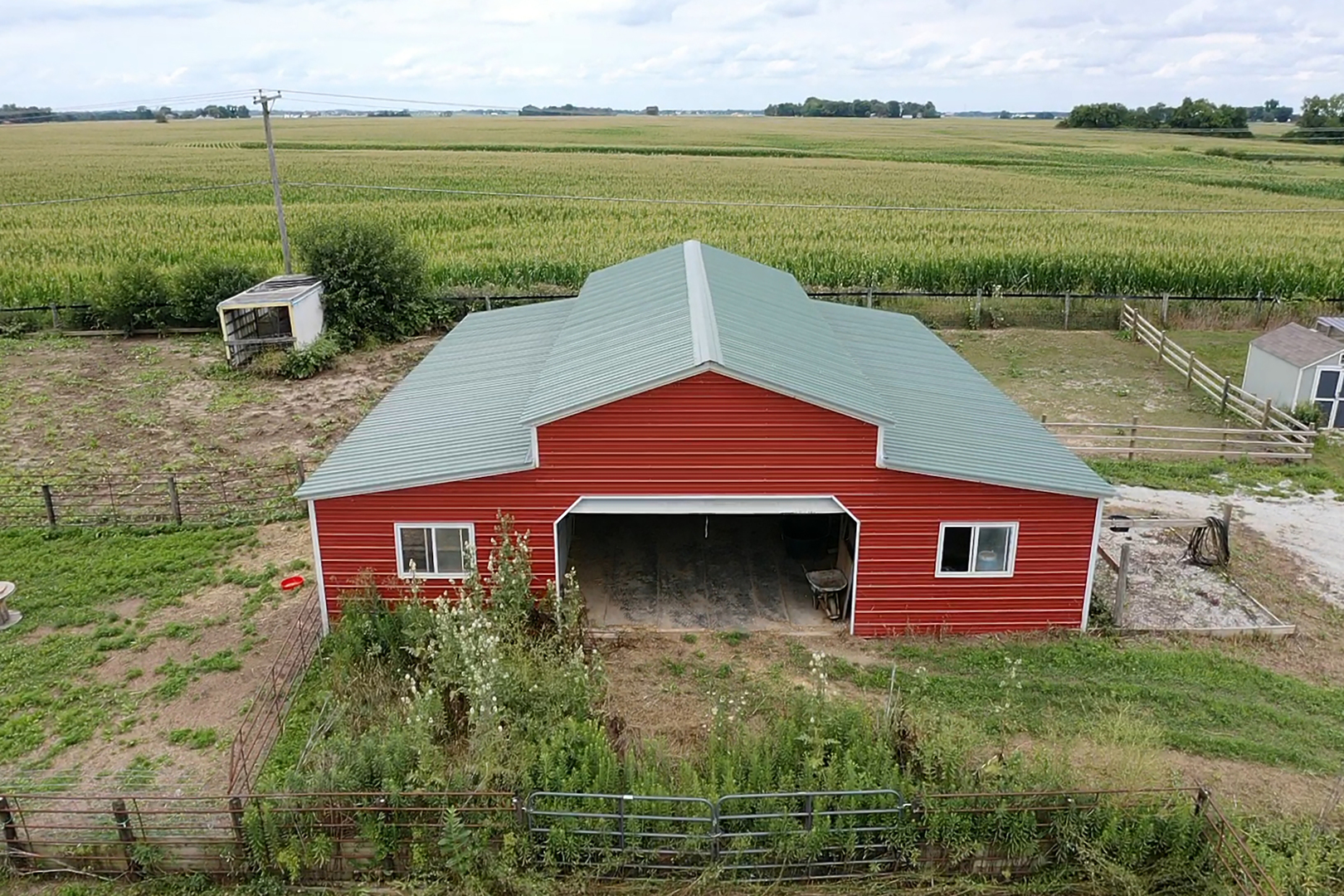 3741 East Chestnut Street Kankakee, IL 60901 - Photo 36 of 44 a aerial view of a house with a yard