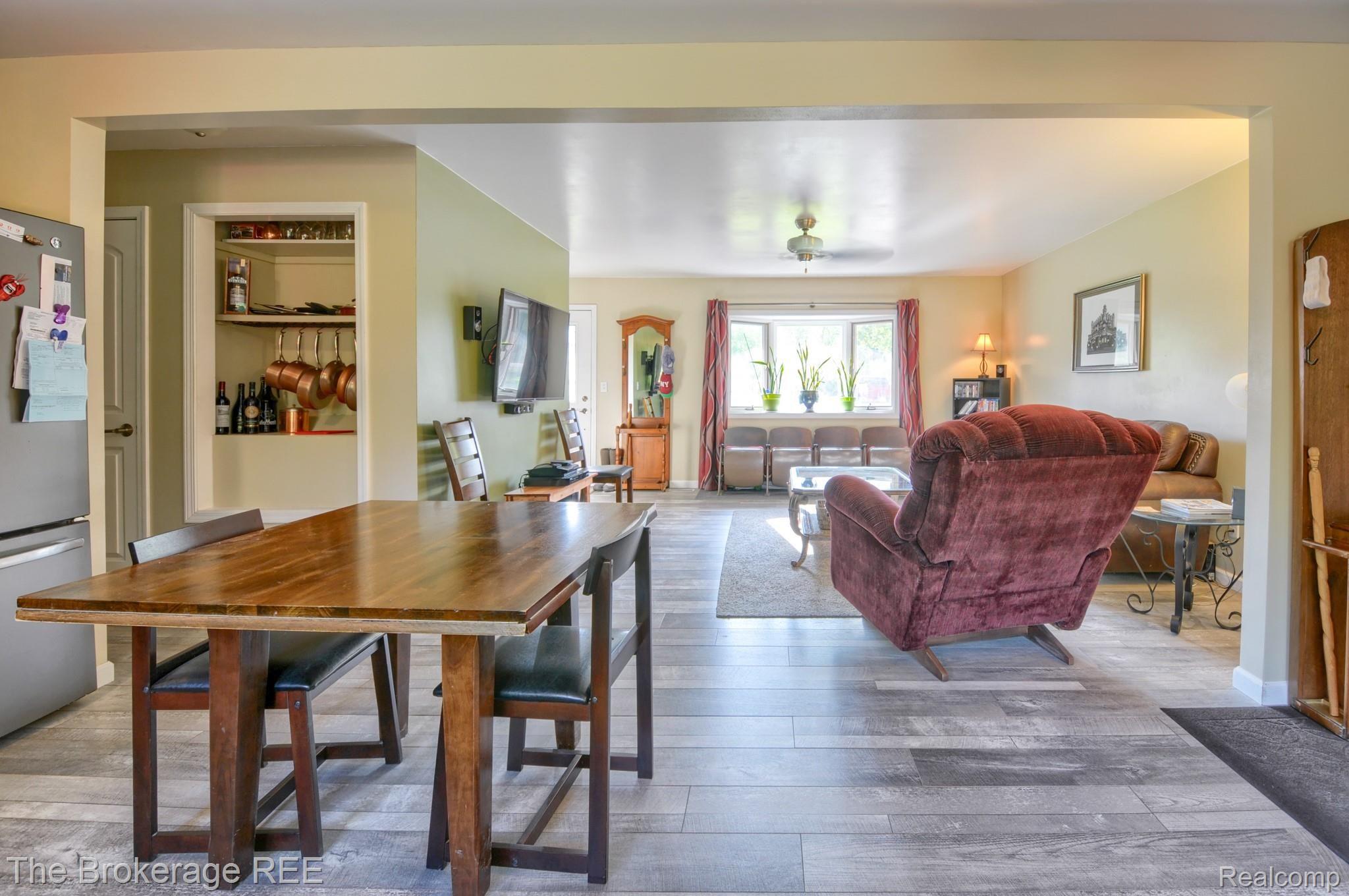 8548 Morrish Road Flushing, MI 48433 - Photo 16 of 31 SD3_1470-HDR(5).jpg