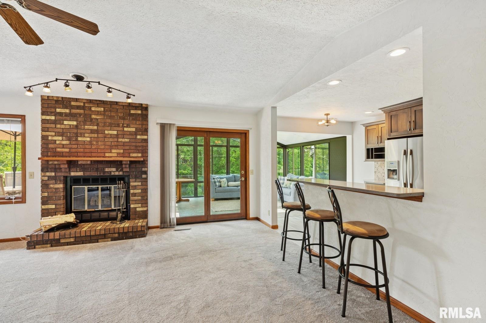 5495 White Post Road Bettendorf, IA 52722 - Photo 13 of 42