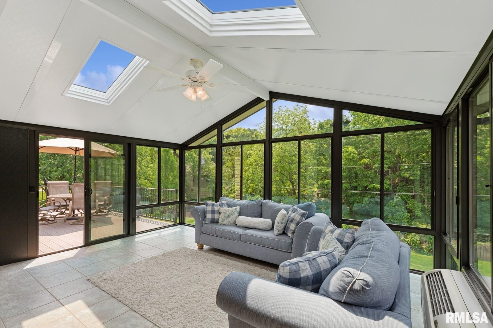 5495 White Post Road Bettendorf, IA 52722 - Photo 19 of 42