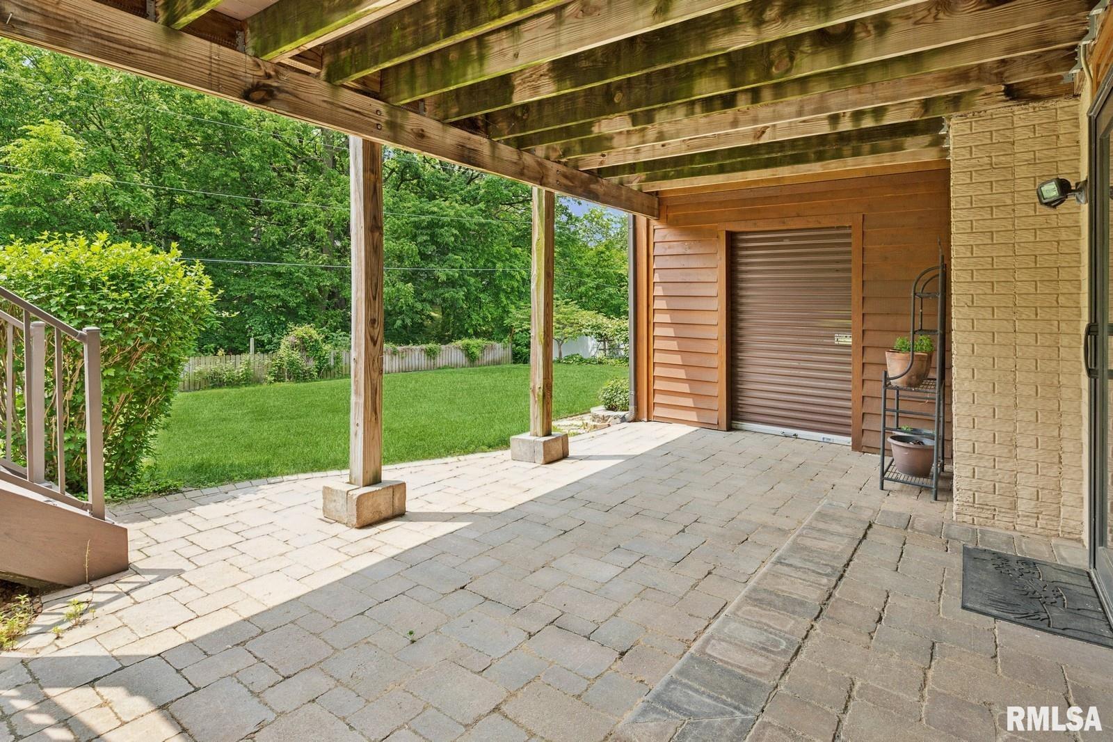 5495 White Post Road Bettendorf, IA 52722 - Photo 6 of 42