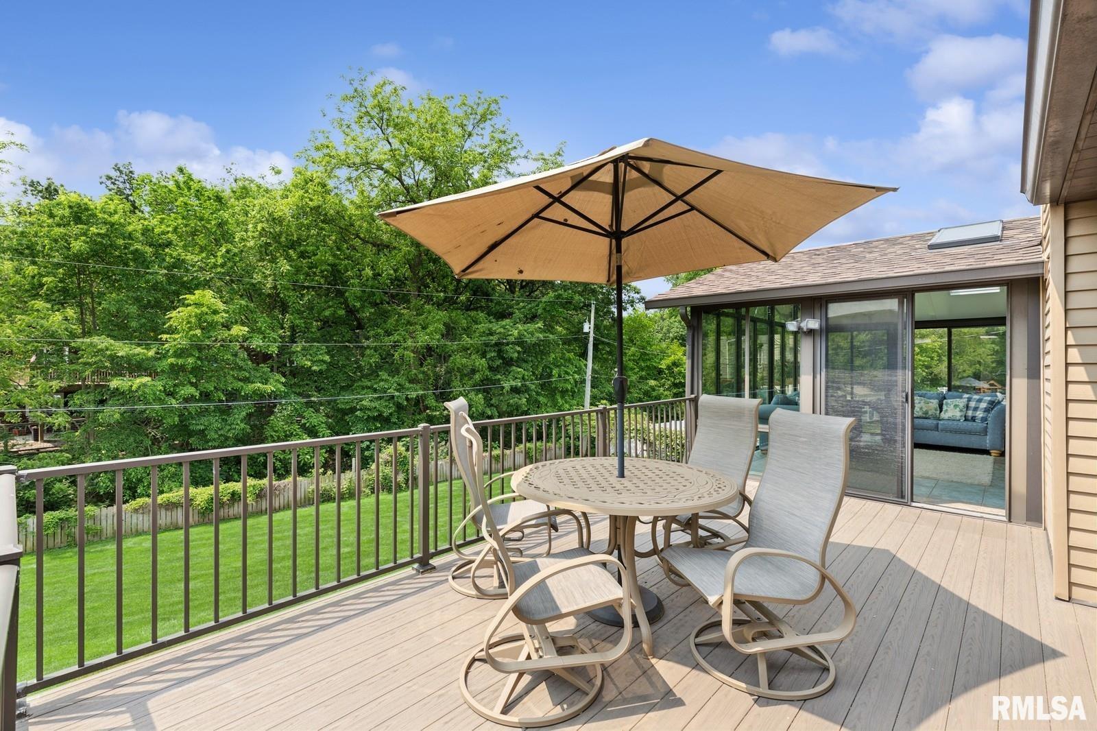 5495 White Post Road Bettendorf, IA 52722 - Photo 7 of 42