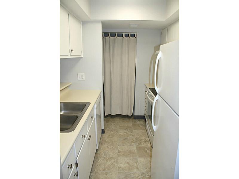 3972 Braddock Road, Unit 3972 Indianapolis, IN 46268 - Photo 8 of 18 Gallery Image 8