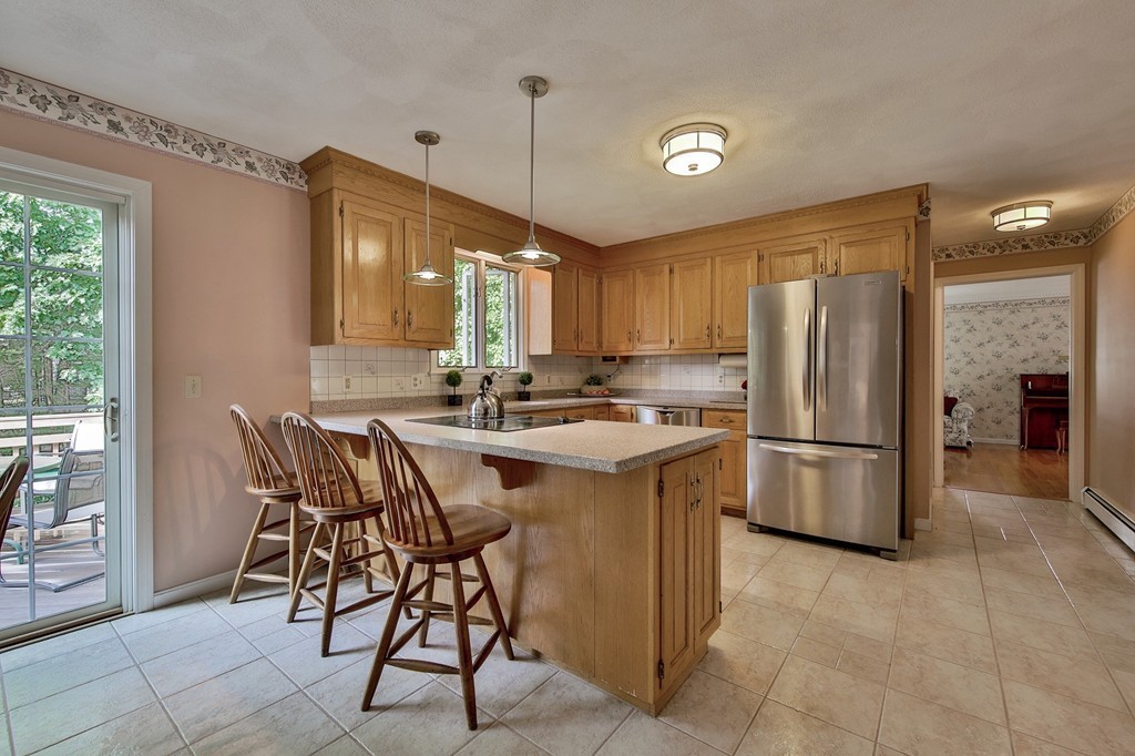 9 Jessica Circle Reading, MA 01867 - Photo 9 of 30 Gallery Image 9