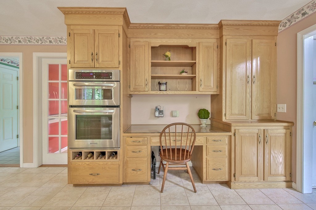 9 Jessica Circle Reading, MA 01867 - Photo 10 of 30 Gallery Image 10