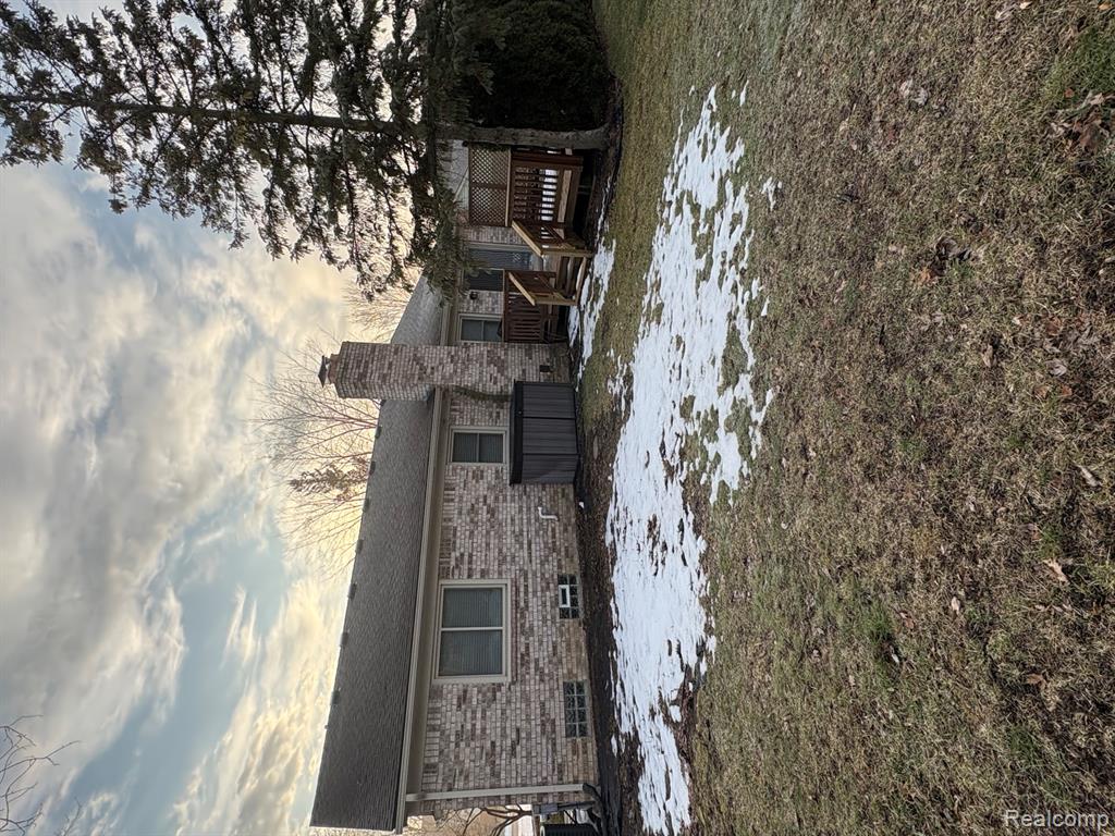 2090 Cumberland Road Rochester, MI 48307 - Photo 4 of 25