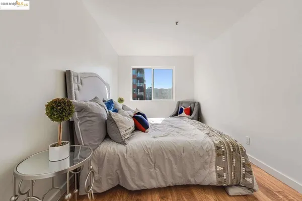 $308,000 | 6400 Christie Avenue, Unit 5209, Emeryville, CA 94608