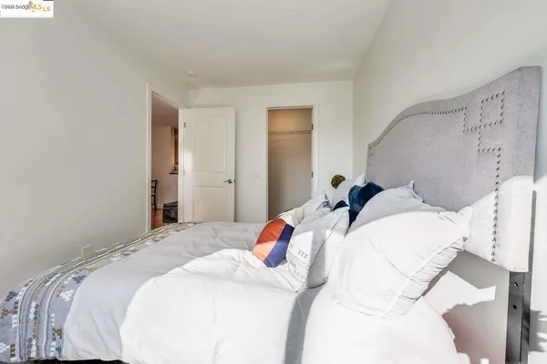 $308,000 | 6400 Christie Avenue, Unit 5209, Emeryville, CA 94608