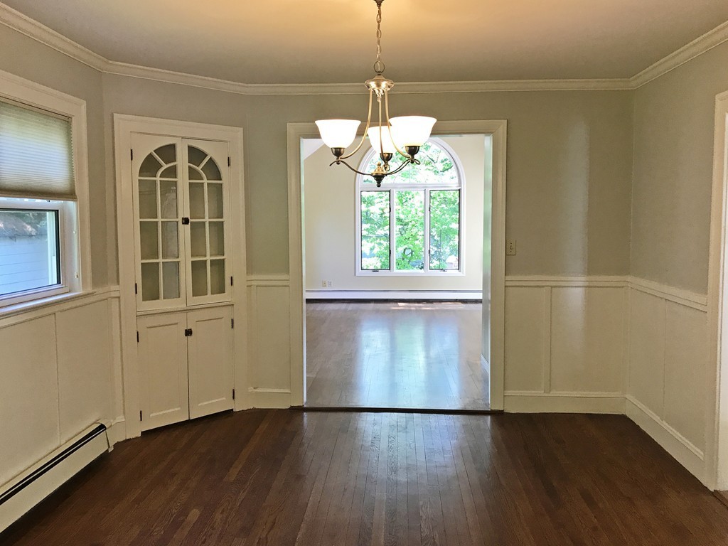 41 Pine Plain Road Wellesley, MA 02481 - Photo 3 of 7