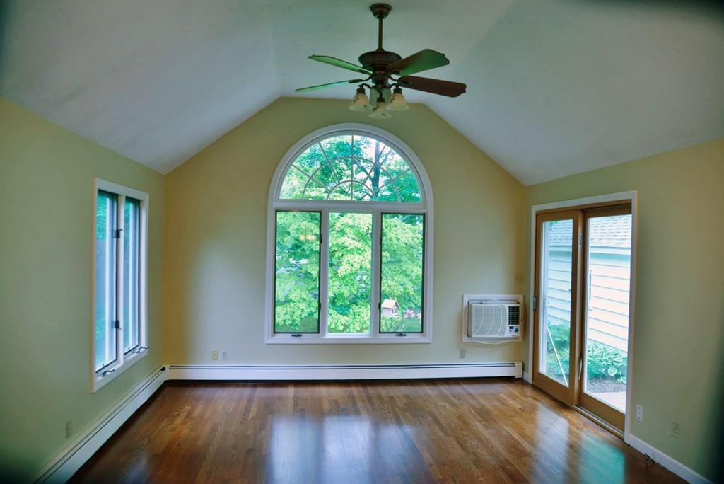 41 Pine Plain Road Wellesley, MA 02481 - Photo 5 of 7