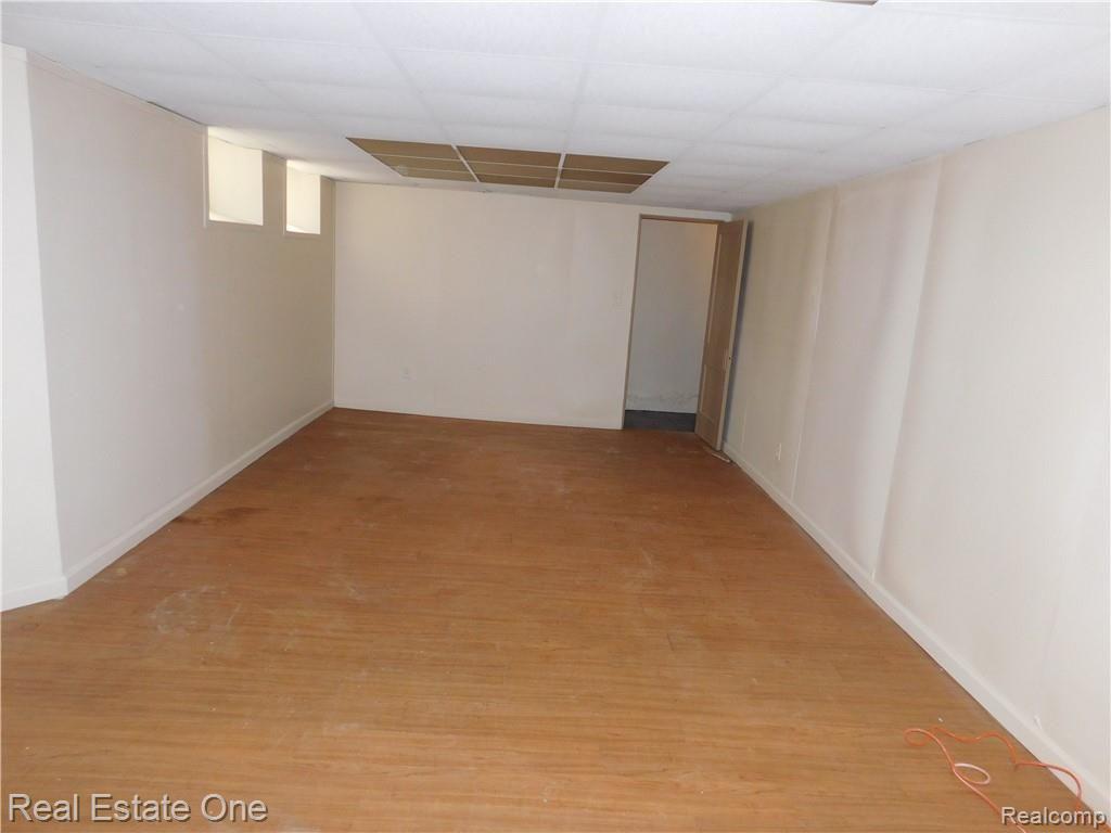 5101 Yorkshire Road Detroit, MI 48224 - Photo 16 of 17