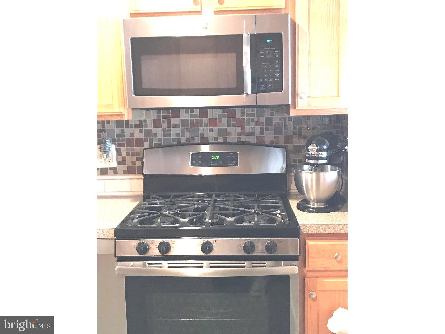 4142 Whiting Road Philadelphia, PA 19154 - Photo 11 of 22 Gallery Image 11