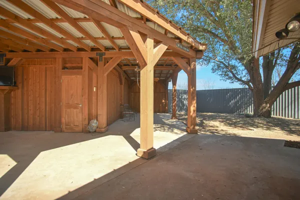 $450,000 | 1607 Paseo Circle, Brownfield, TX 79316