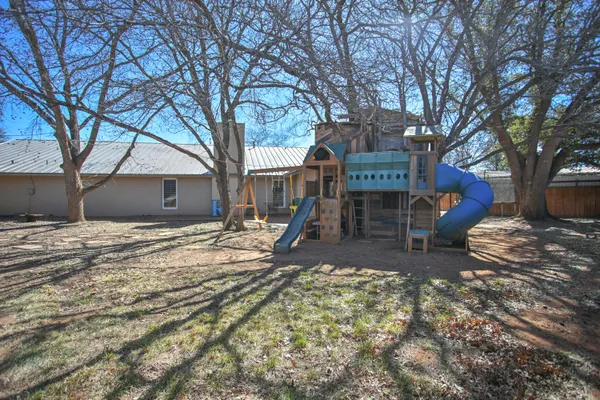 $450,000 | 1607 Paseo Circle, Brownfield, TX 79316