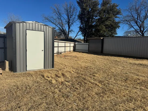 $450,000 | 1607 Paseo Circle, Brownfield, TX 79316