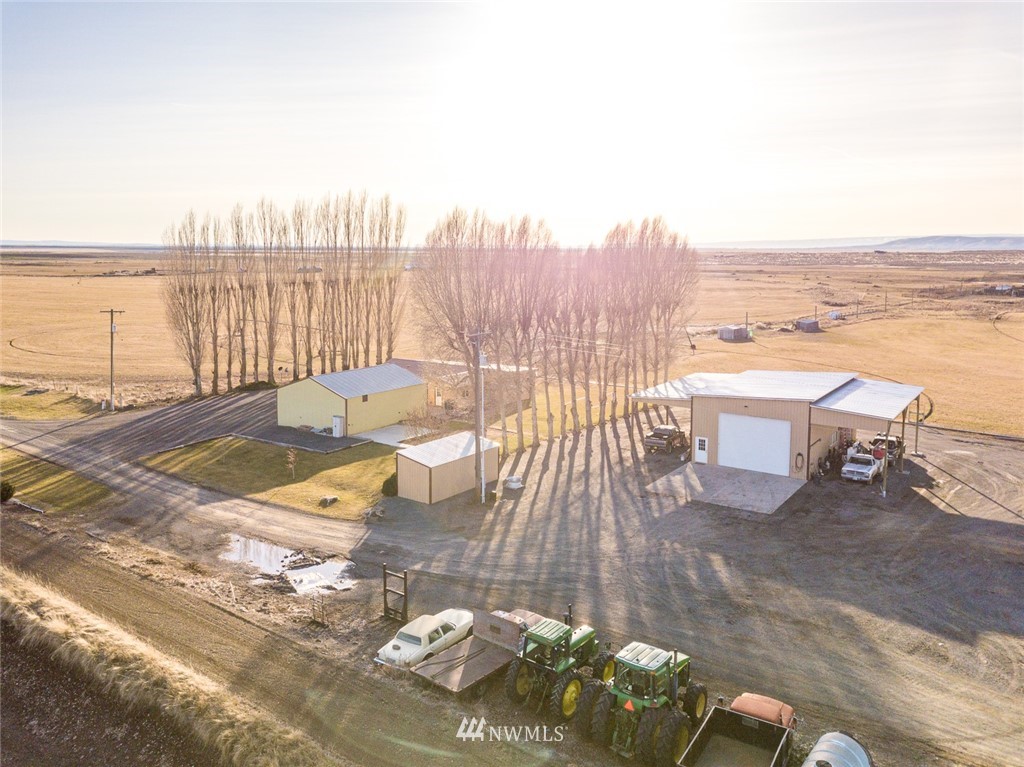 16388 Rd I Northeast Moses Lake, WA 98837 - Photo 1 of 39 Gallery Image 1